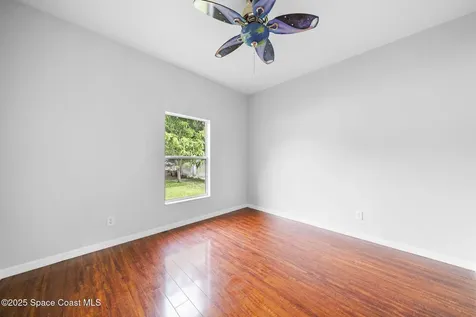459 Calamondin Avenue NW Palm Bay FL 32907