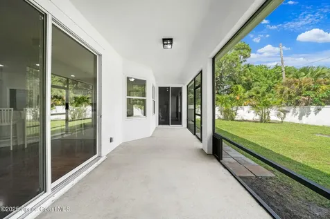 459 Calamondin Avenue NW Palm Bay FL 32907