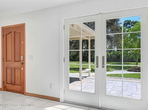 6570 Whispering Pines Lane Grant FL 32949