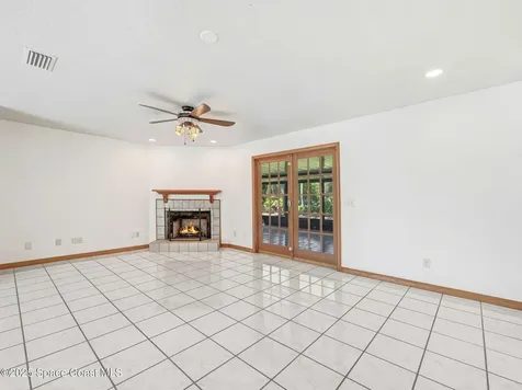 6570 Whispering Pines Lane Grant FL 32949
