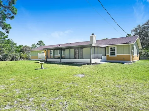 6570 Whispering Pines Lane Grant FL 32949