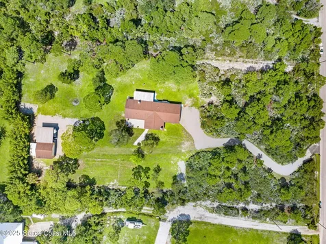 6570 Whispering Pines Lane Grant FL 32949