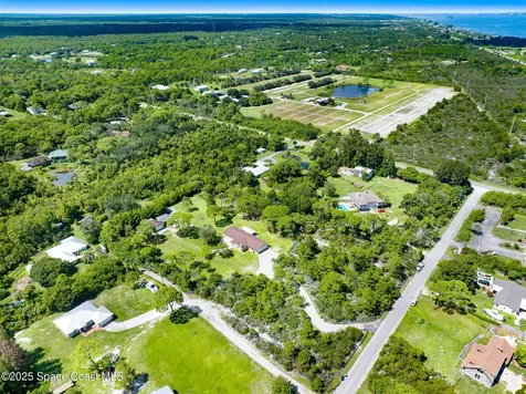 6570 Whispering Pines Lane Grant FL 32949
