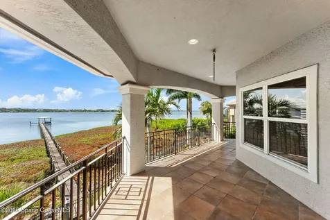 327 Lansing Island Drive Indian Harbour Beach FL 32937