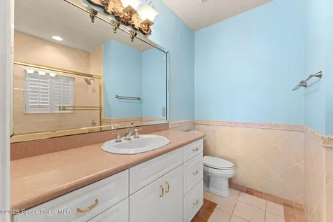327 Lansing Island Drive Indian Harbour Beach FL 32937