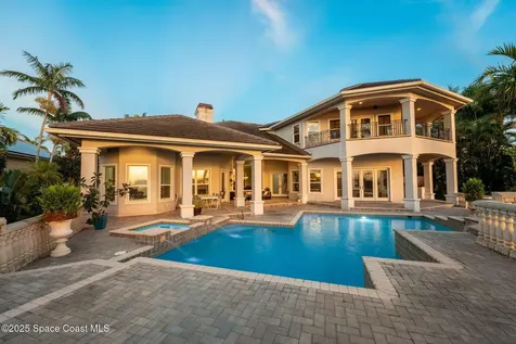 327 Lansing Island Drive Indian Harbour Beach FL 32937