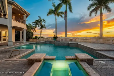 327 Lansing Island Drive Indian Harbour Beach FL 32937