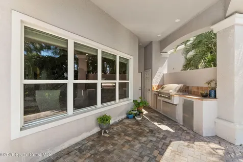 327 Lansing Island Drive Indian Harbour Beach FL 32937