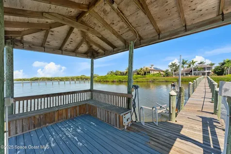 327 Lansing Island Drive Indian Harbour Beach FL 32937
