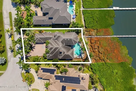 327 Lansing Island Drive Indian Harbour Beach FL 32937