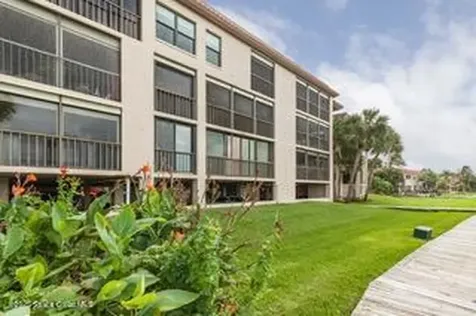 18 Marina Isles Boulevard Indian Harbour Beach FL 32937