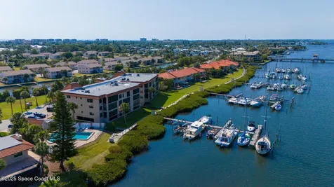 18 Marina Isles Boulevard Indian Harbour Beach FL 32937