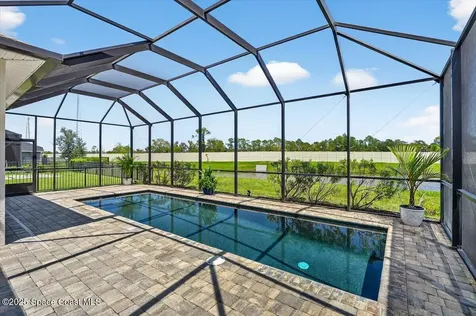 6211 W Fallsgrove Lane W Port Orange FL 32128