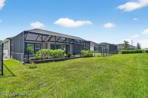6211 W Fallsgrove Lane W Port Orange FL 32128