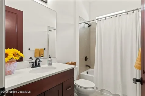 6211 W Fallsgrove Lane W Port Orange FL 32128