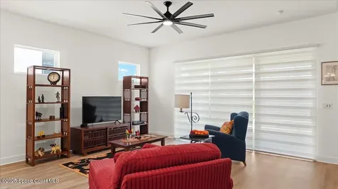 6211 W Fallsgrove Lane W Port Orange FL 32128