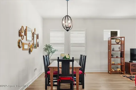 6211 W Fallsgrove Lane W Port Orange FL 32128
