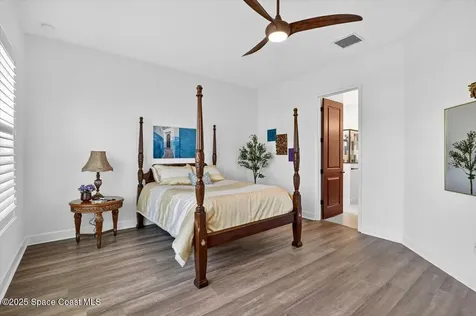 6211 W Fallsgrove Lane W Port Orange FL 32128