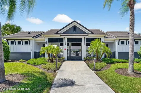 6211 W Fallsgrove Lane W Port Orange FL 32128