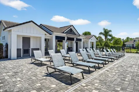 6211 W Fallsgrove Lane W Port Orange FL 32128