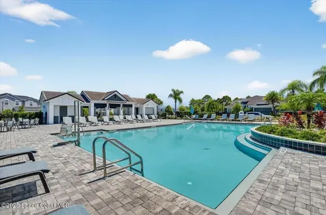 6211 W Fallsgrove Lane W Port Orange FL 32128