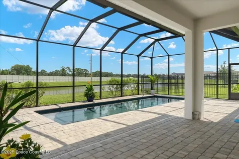 6211 W Fallsgrove Lane W Port Orange FL 32128