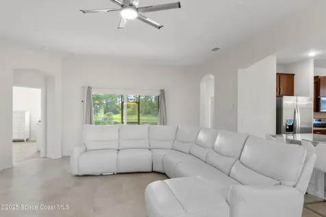 676 Stonebriar Drive SE Palm Bay FL 32909