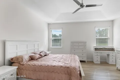 676 Stonebriar Drive SE Palm Bay FL 32909