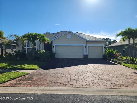 676 Stonebriar Drive SE Palm Bay FL 32909