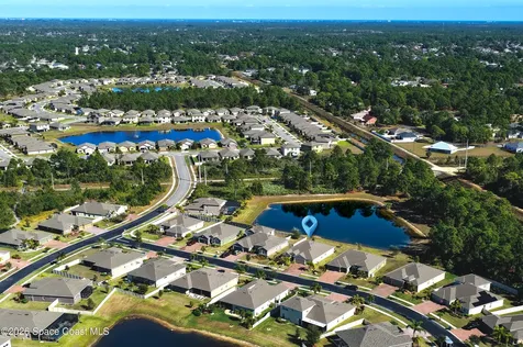 676 Stonebriar Drive SE Palm Bay FL 32909