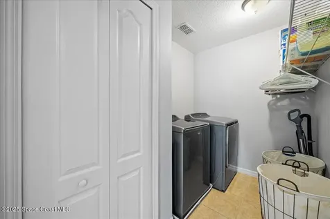 104 Breakaway Trail Titusville FL 32780