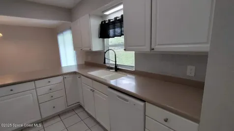 395 Embassy Court NE Palm Bay FL 32907