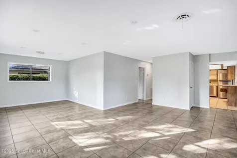 2416 Lee Avenue Melbourne FL 32901