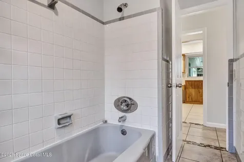 2416 Lee Avenue Melbourne FL 32901