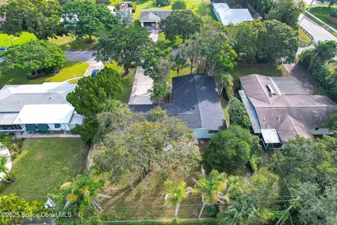 2416 Lee Avenue Melbourne FL 32901