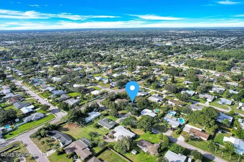 2416 Lee Avenue Melbourne FL 32901