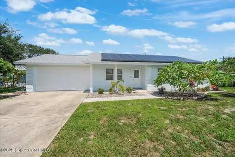 1110 Flotilla Club Drive Indian Harbour Beach FL 32937