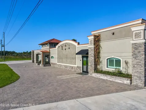 4850 Holopaw Road St. Cloud FL 34773