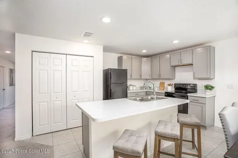 2601 Quentin Avenue SE Palm Bay FL 32909