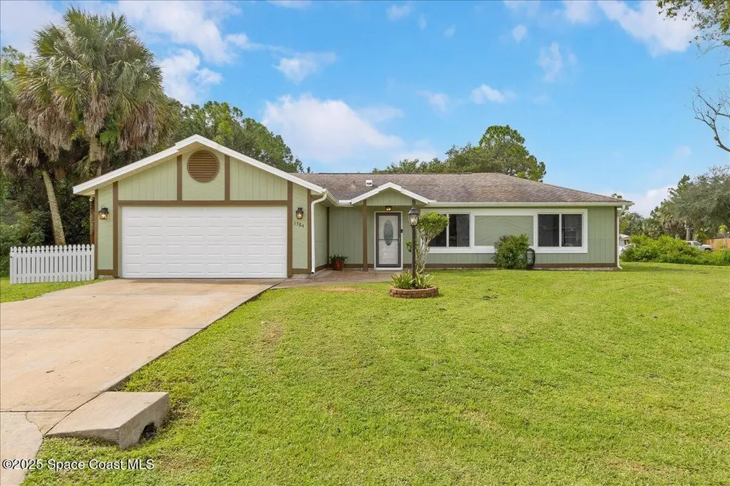1384 Serenade Street NW Palm Bay FL 32907