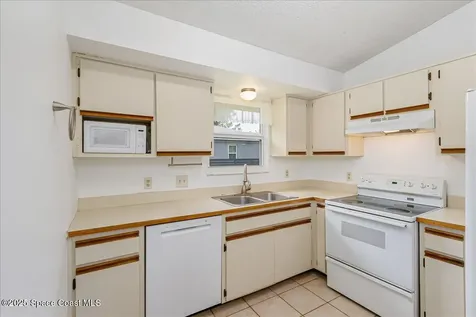 1384 Serenade Street NW Palm Bay FL 32907
