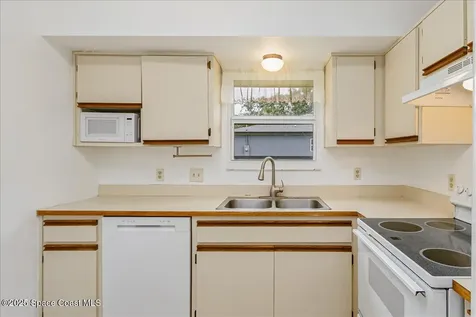 1384 Serenade Street NW Palm Bay FL 32907
