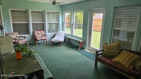203 Via De La Reina Merritt Island FL 32953