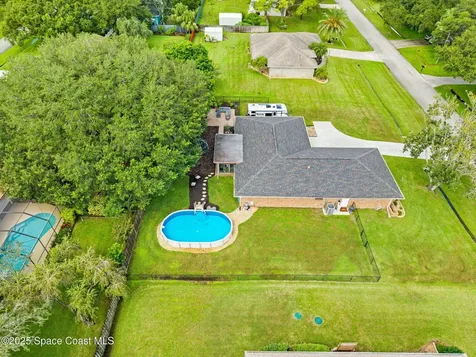 130 Nesbitt Street NE Palm Bay FL 32907