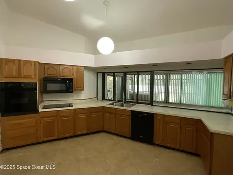 1821 Live Oak Drive S Rockledge FL 32955