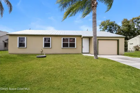 2252 SE Berkshire Boulevard Port St. Lucie FL 34952