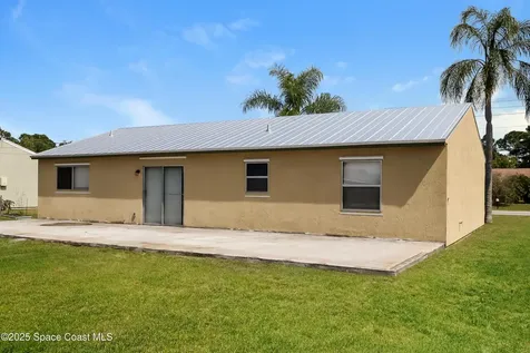 2252 SE Berkshire Boulevard Port St. Lucie FL 34952