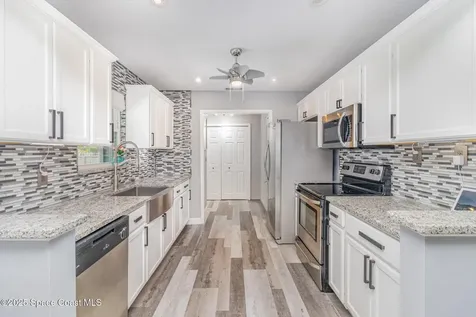 1782 Hudson Circle N Melbourne FL 32935