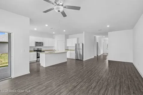 307 Hammonton Street SW Palm Bay FL 32908