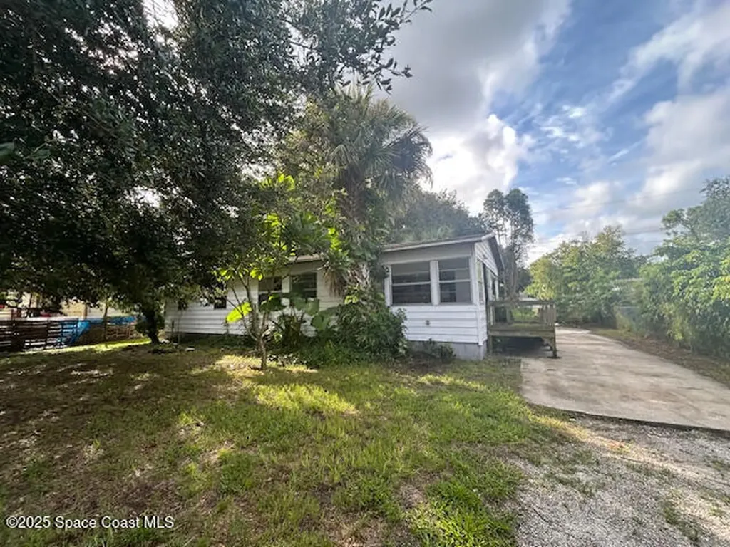 325 Marseilles Drive Merritt Island FL 32953